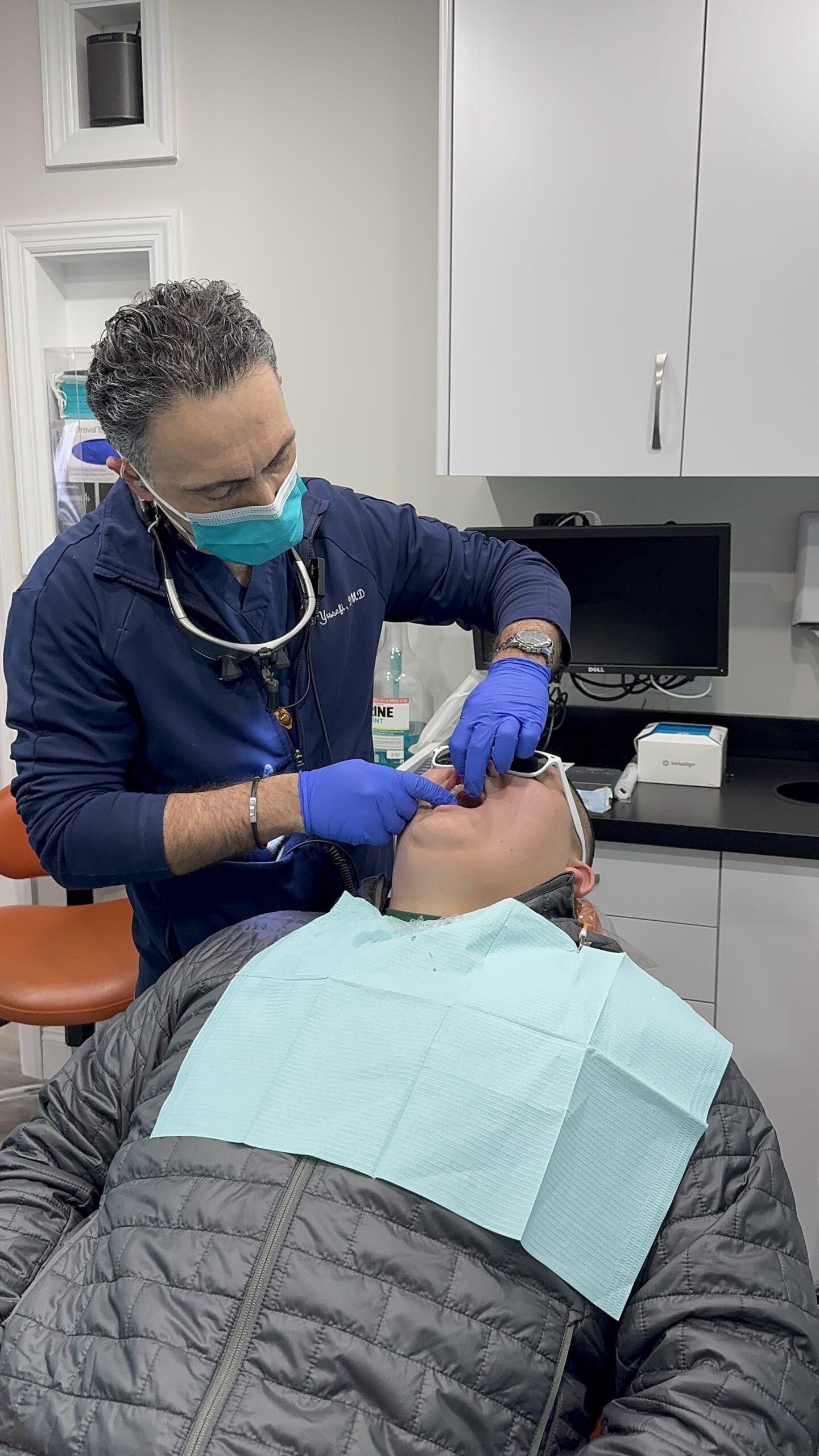 Discover essential oral hygiene tips for Invisalign® users. Learn how to prevent cavities and keep your aligners clean for a healthier, brighter smile.